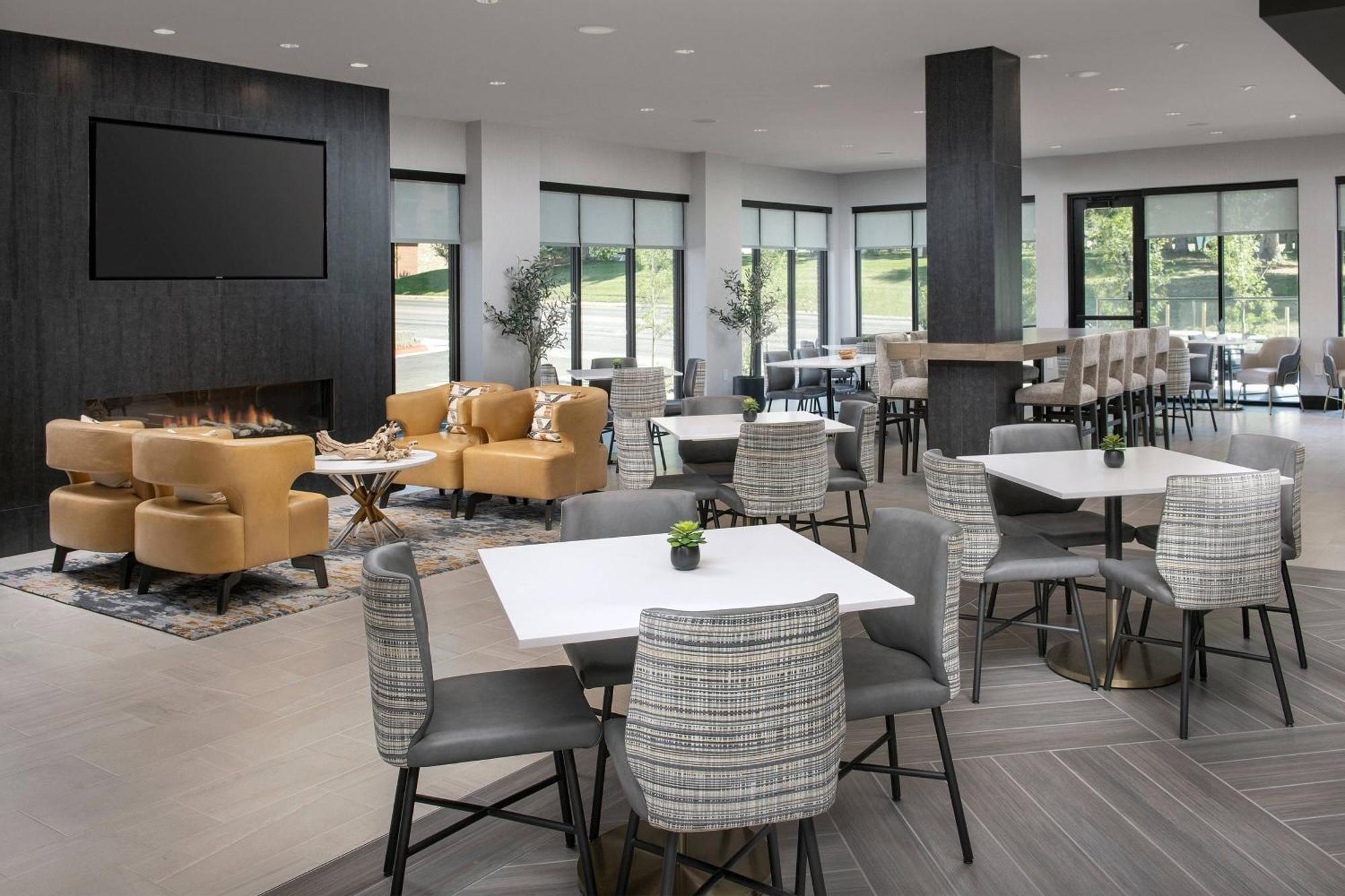 Residence Inn By Marriott Bozeman Downtown Екстер'єр фото